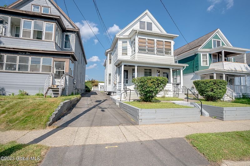 4th image of 79 Kent Street