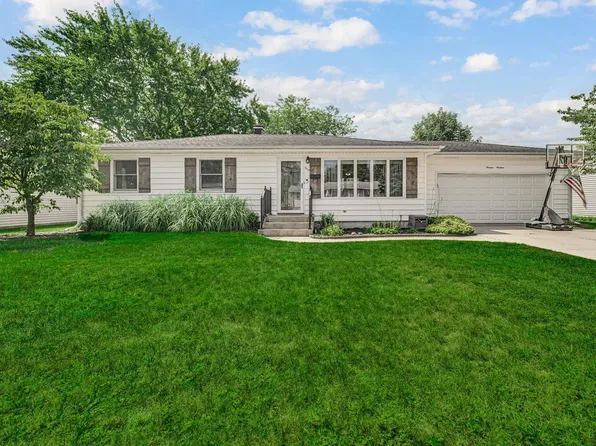 1319 Jackson Blvd, Rochester, IN 46975