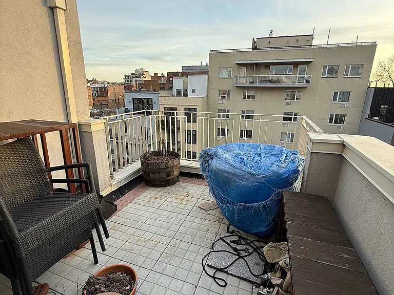 140 Degraw St #TOP — Photo 11