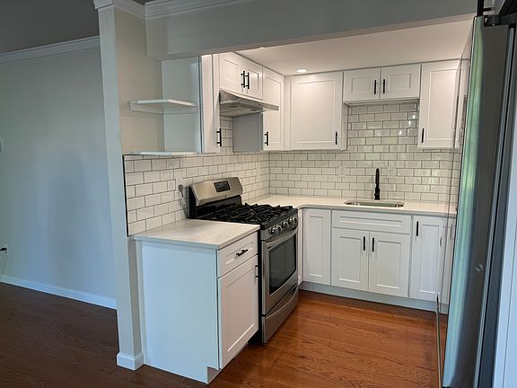 5th image of 70 Butternut Ln
