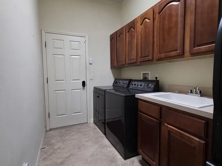 4724 Sable Ridge Ct — Photo 22