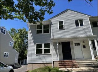1616 Montgomery St, Rahway, NJ 07065