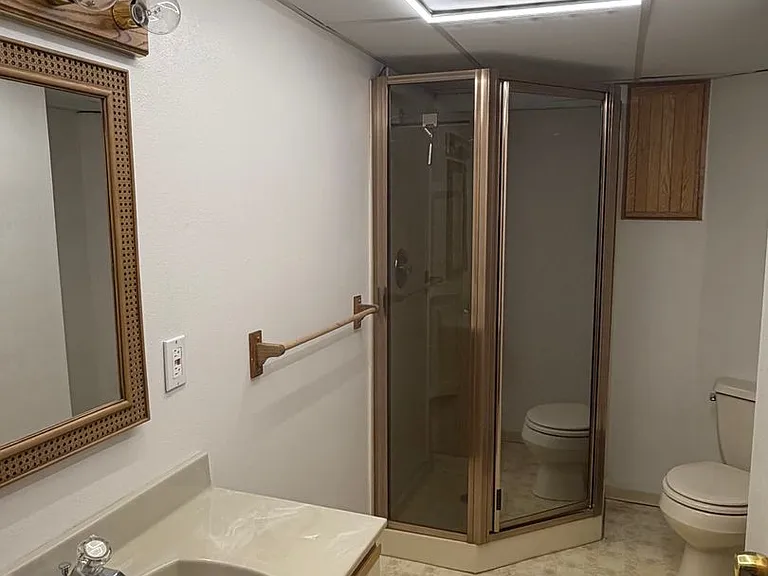 2636 Hickory Dr — Photo 23