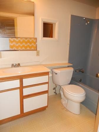 1st image of 212 S 13th Ave APT C