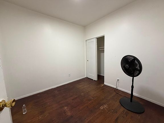 5th image of 33 Storms Ave #33E