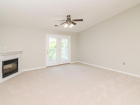 3rd image of 2312 Remington Way APT 4303