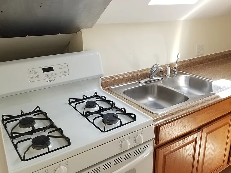 106 Spring St #108 — Photo 8