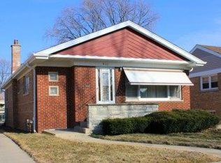 9111 S Harding Ave, Evergreen Park, IL 60805