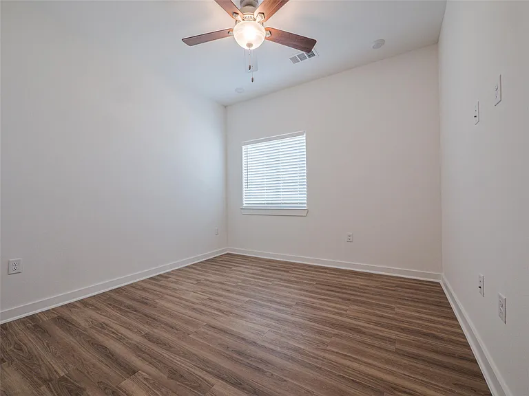 4802 S Congress Ave #515 — Photo 22