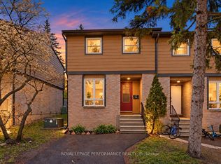 1767 Trappist Ln, Ottawa, ON K1C 1X7