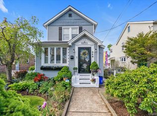 348 Hendrickson Ave, Valley Stream, NY 11580