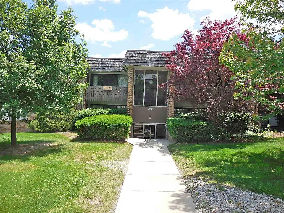 2116 Pauline Blvd #302