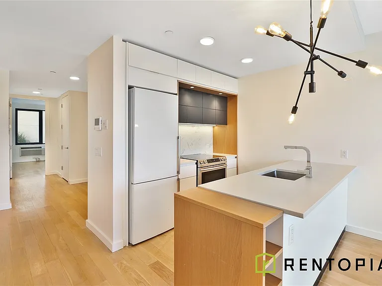 4115 23rd St #4E — Photo 4