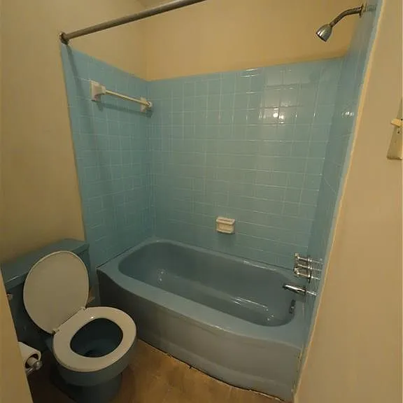 5209 Maudelayne Dr N — Photo 13