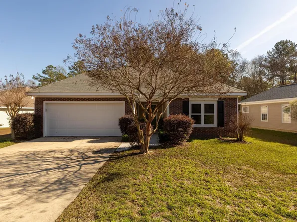 120 Huntington Dr, Hattiesburg, MS 39402