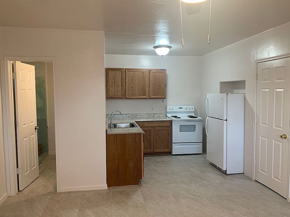 1 bedroom kitchen