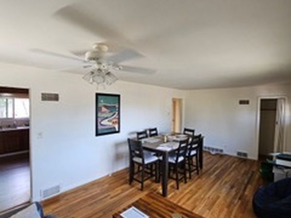 225 La Paloma Dr, Rawlins, WY 82301