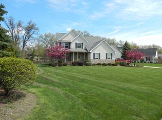 27150 Courtland Mdws, Westlake, OH 44145