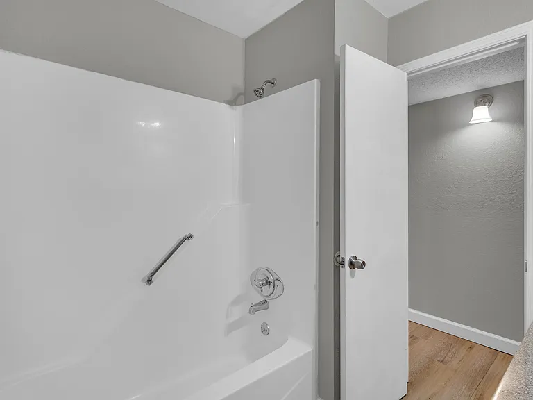 9136 E 85th St #9136 — Photo 15