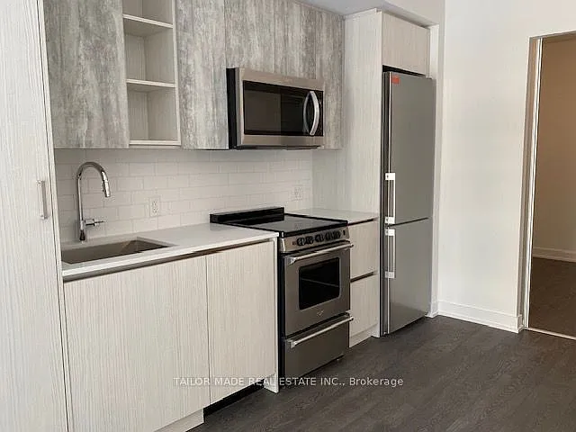 251 Manitoba St #312 — Photo 19