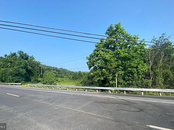 4th image of Turkey Hill Rd