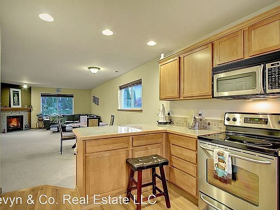 4th image of 2633 143rd Ln SW