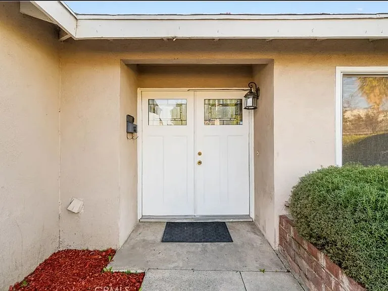 3845 S Forecastle Ave — Photo 4