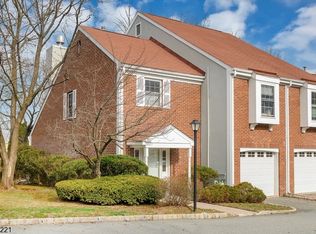 318 Main St #13, Chatham, NJ 07928