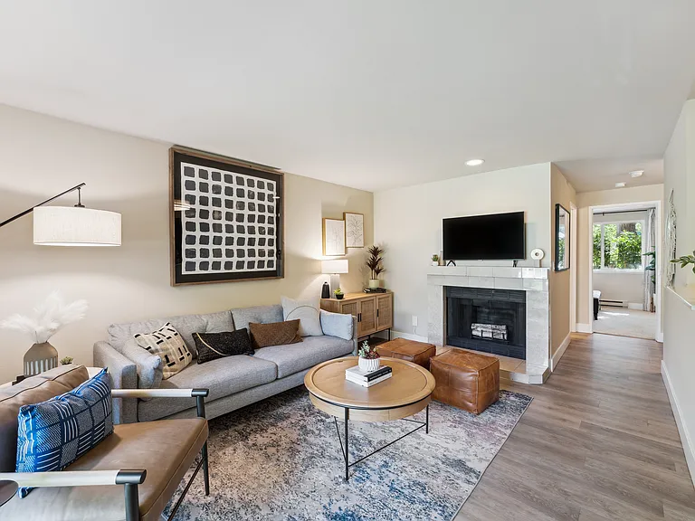 Madison Sammamish — Photo 4