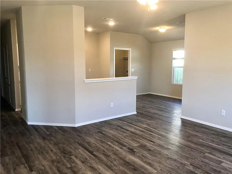 1236 S Nighthawk Ln — Photo 6