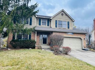 323 Village Ridge Dr, Powell, OH 43065
