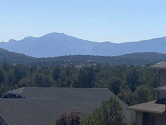 3rd image of 807 N Thunder Ridge Cir