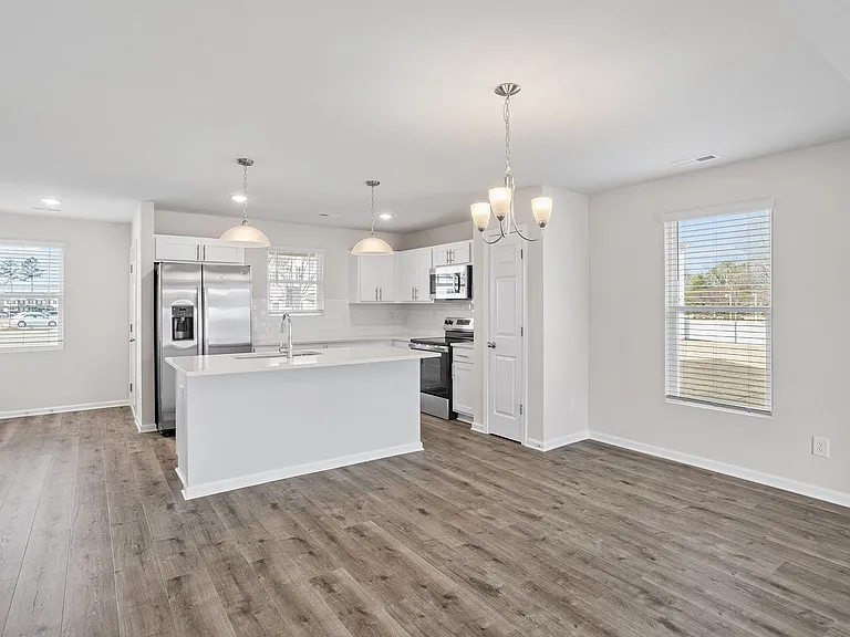 1012 Peony Ln — Photo 21