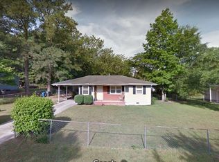 122 Leona Ave, Fayetteville, NC 28314