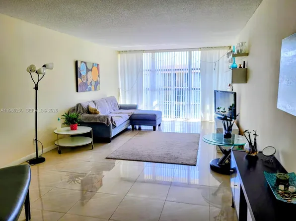 601 Three Islands Blvd, Hallandale, FL