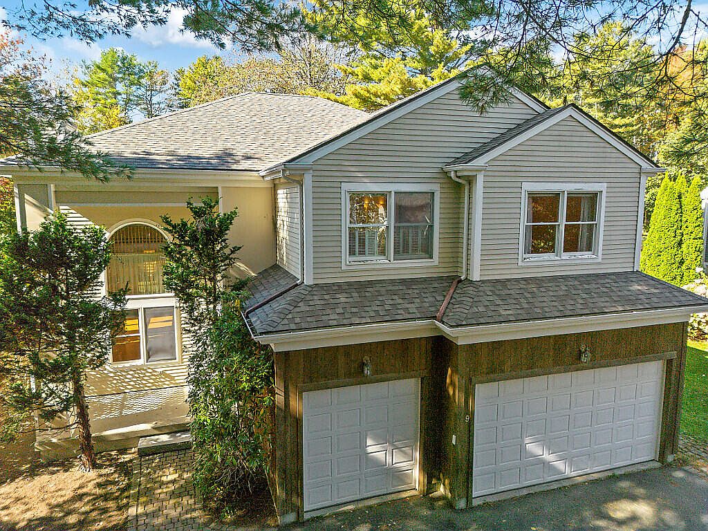 9 Evergreen Farms Road