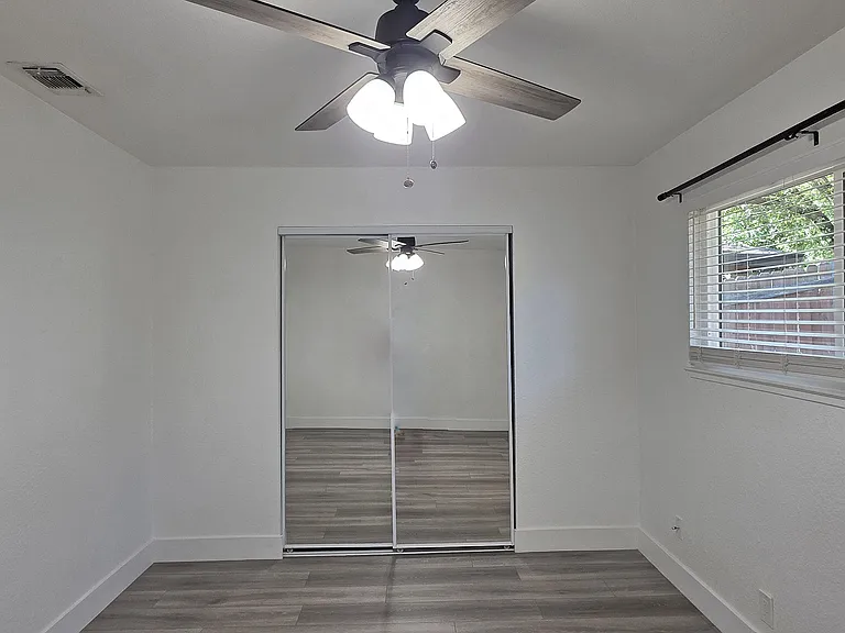 134 Globe Ave — Photo 12