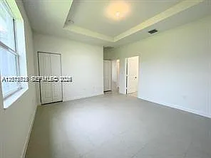 863 SE 26th Ter — Photo 17
