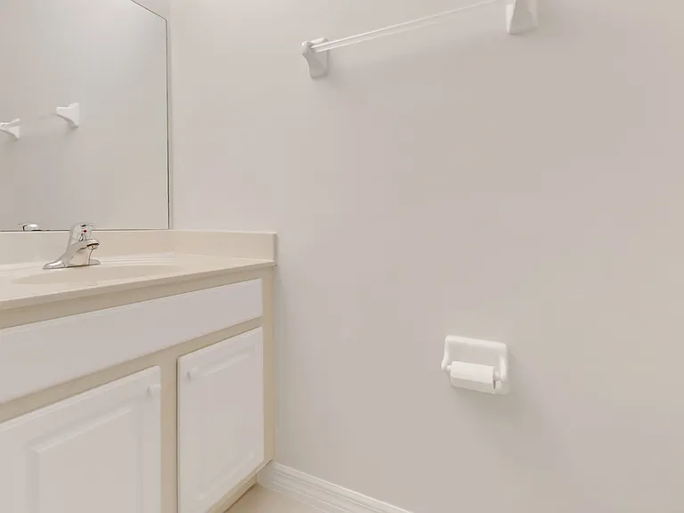 8189 Pacific Beach Dr — Photo 5