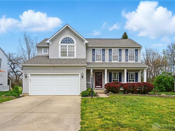 414 Stone Gate Dr, Lebanon, OH 45036