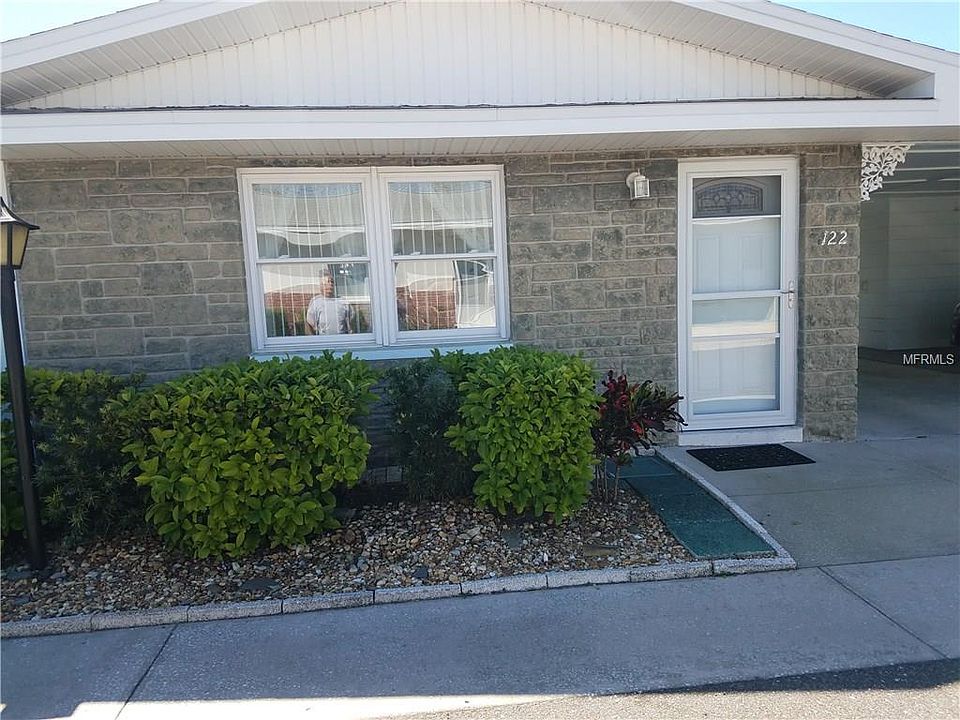 1st image of 12400 Park Blvd APT 122