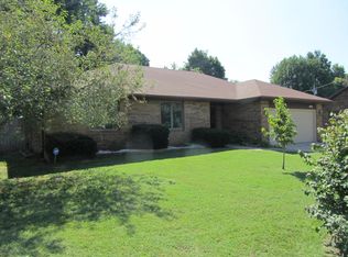 4014 S Parkcrest Ave, Springfield, MO 65807