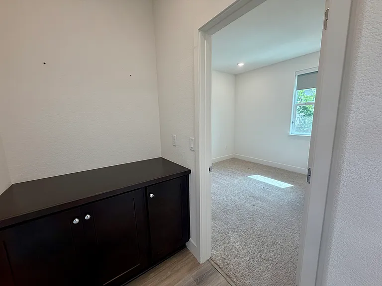 453 Ramos Ranch Rd — Photo 4