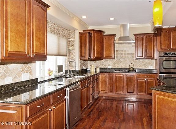 3rd image of 8824 Port Washington Dr