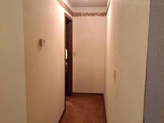 5th image of 3502 Edgewater Dr