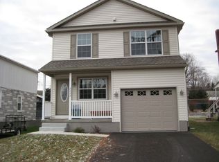 2222 Lincoln Ave, West Lawn, PA