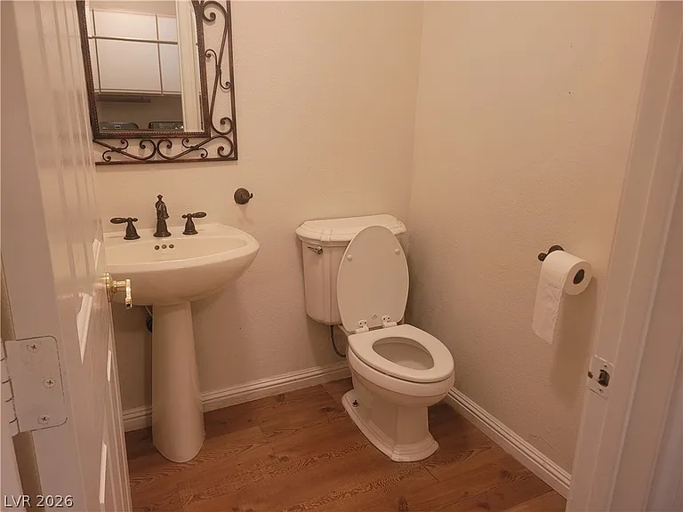 4013 Forest Knoll Ln — Photo 18