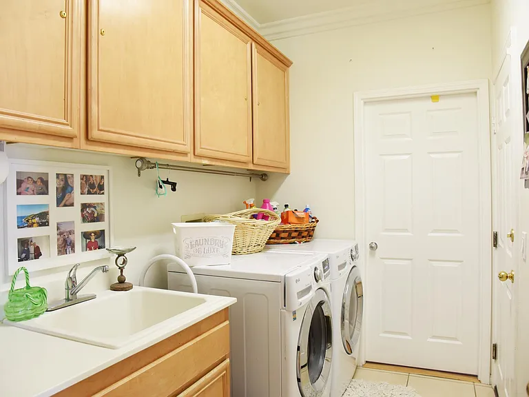 1707 Cortez Ave — Photo 10