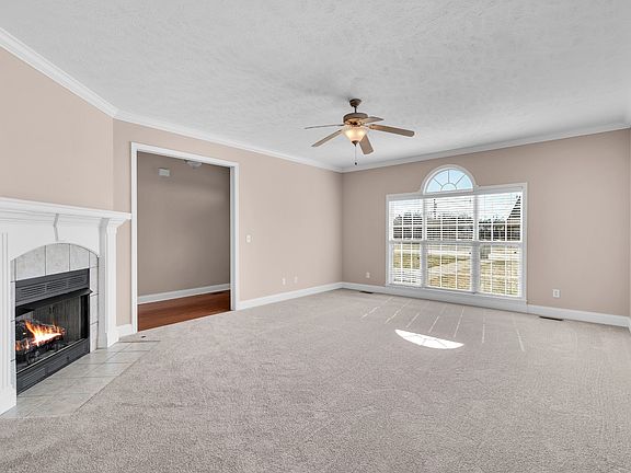 3rd image of 1300 Bantry Dr