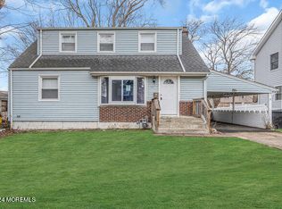 54 Mead Ave, Freehold, NJ 07728